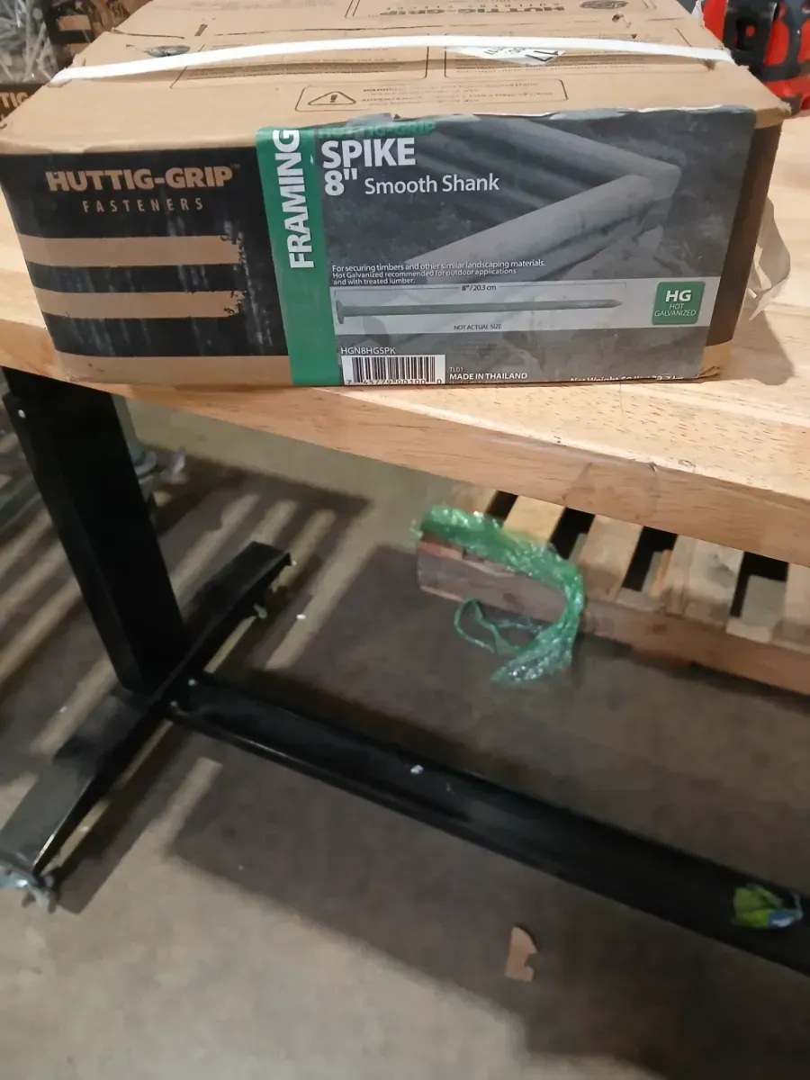 100 hutting grip spike 8"smooth shank  - image 1