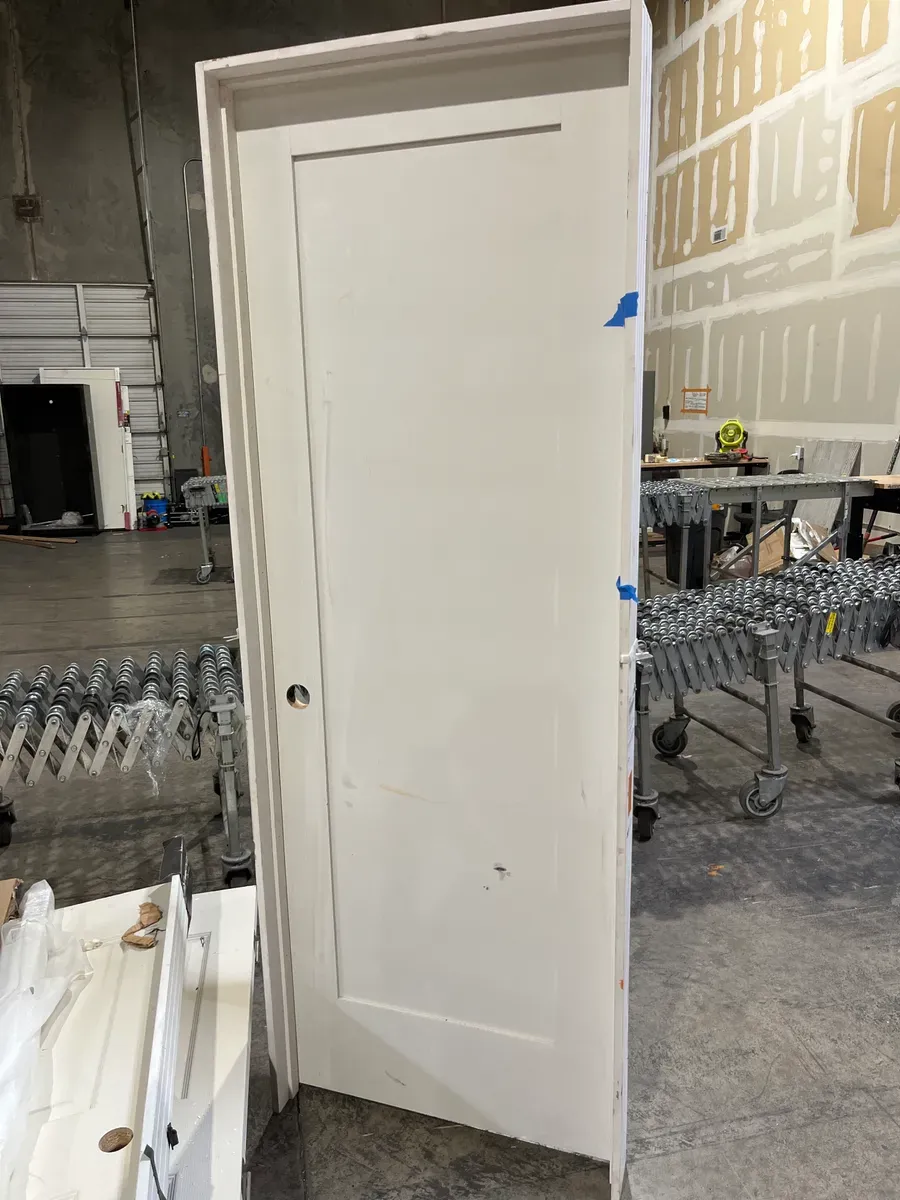 28 in. x 80 in. x 1-3/8 in. Shaker White Primed 1-Panel Solid Core Wood Interior Slab Door - image 4