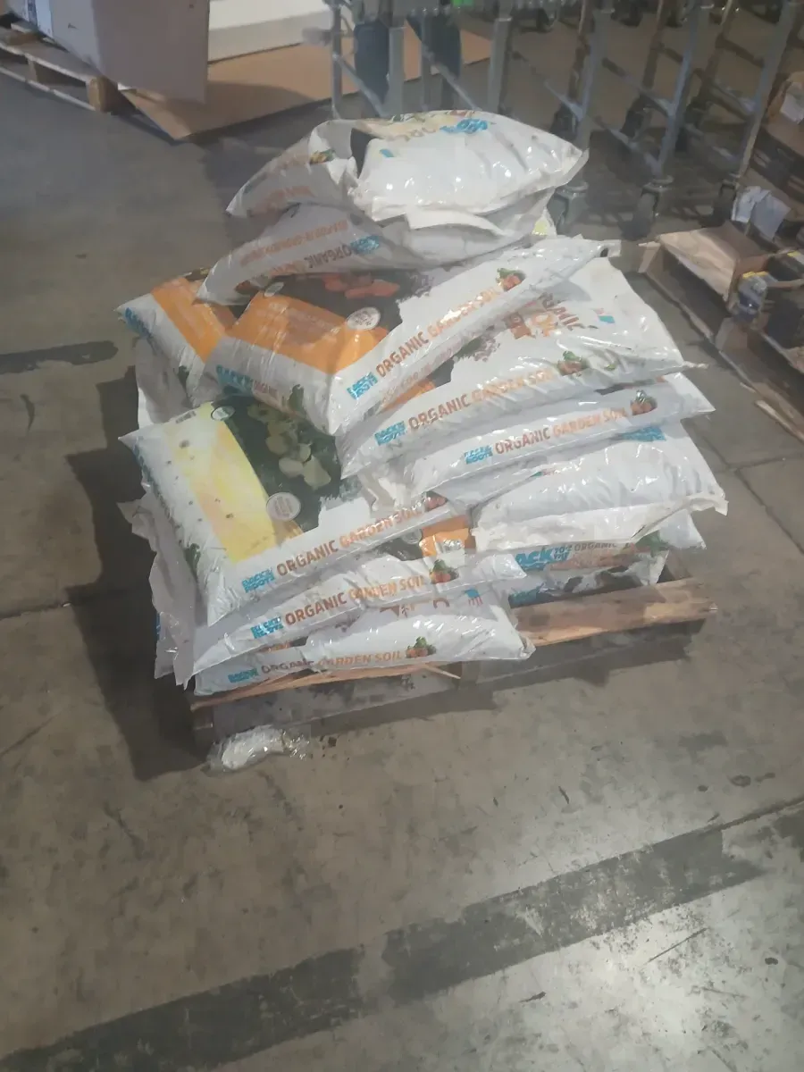 Case of 26 back to the roots Organic Garden Soil  - image 2