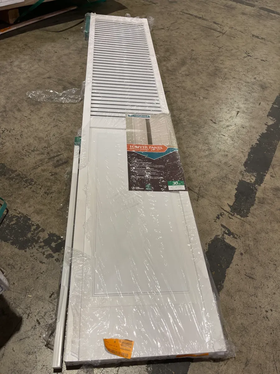 *** It has some flaws ***30 in. x 80 in. Louver/Panel Solid Core White Painted Pine Wood Bi-fold Door with Hardware - image 3