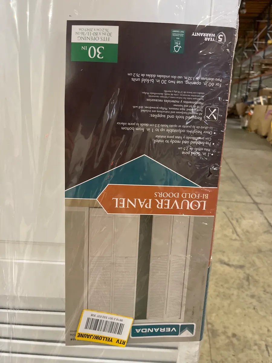 *** It has some flaws ***30 in. x 80 in. Louver/Panel Solid Core White Painted Pine Wood Bi-fold Door with Hardware - image 5