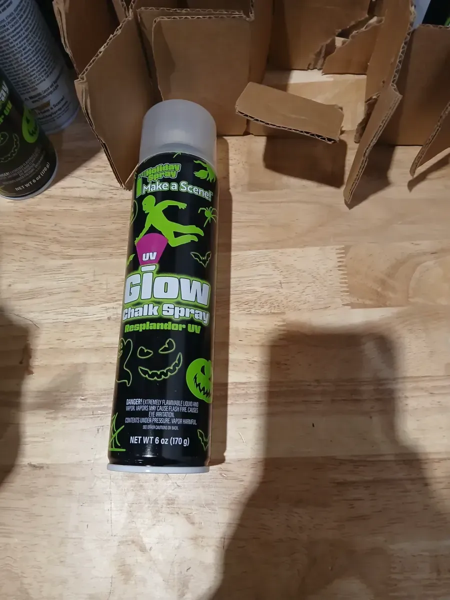 *** pack of 12***Glow-In-The-Dark Chalk Spray Window Decor - image 2