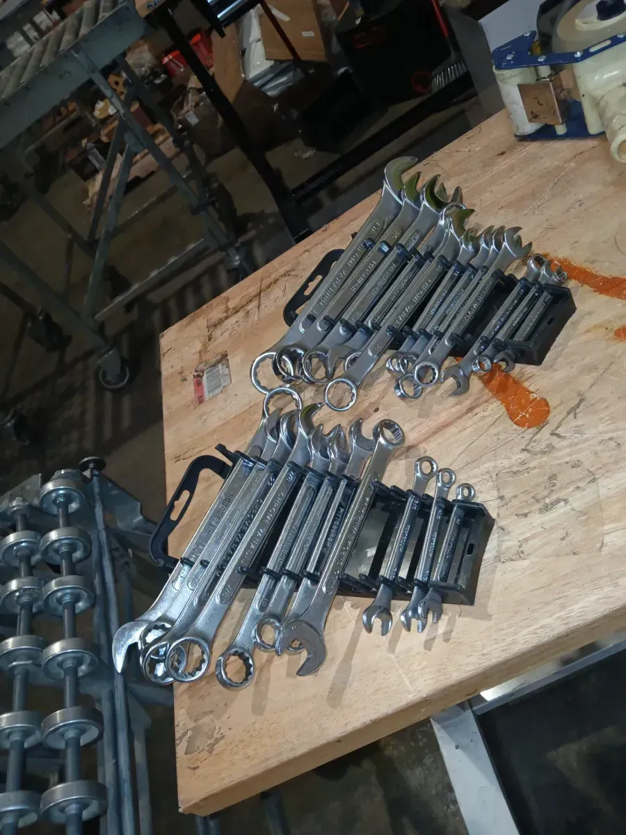 24-Piece SAE/Metric Combination Wrench Set - image 4