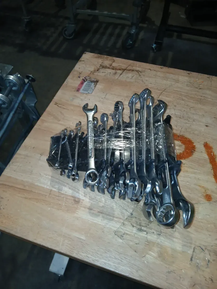 24-Piece SAE/Metric Combination Wrench Set - image 5