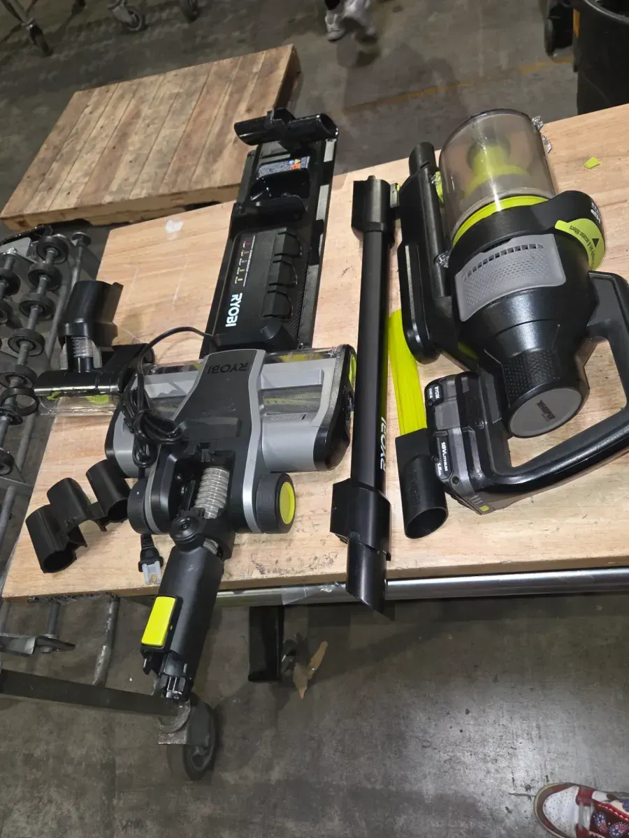 ***It is missing the charger.***ONE+ HP 18V Brushless Cordless Advanced WHISPER Series Stick Vacuum Kit with Hand Vacuum, 4.0 Ah Battery, and Charger - image 4