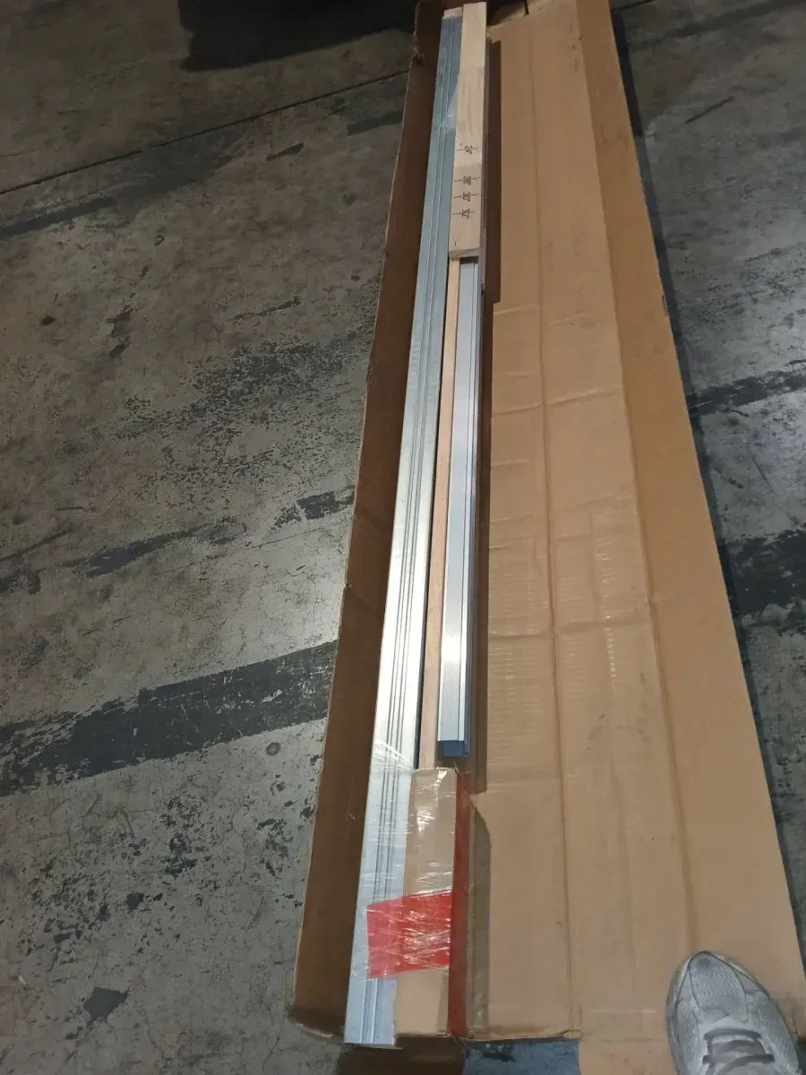 18 in. to 36 in. x 80 in. Universal Aluminum Pocket Door Frame with Hardware Kit and Soft Close - image 4
