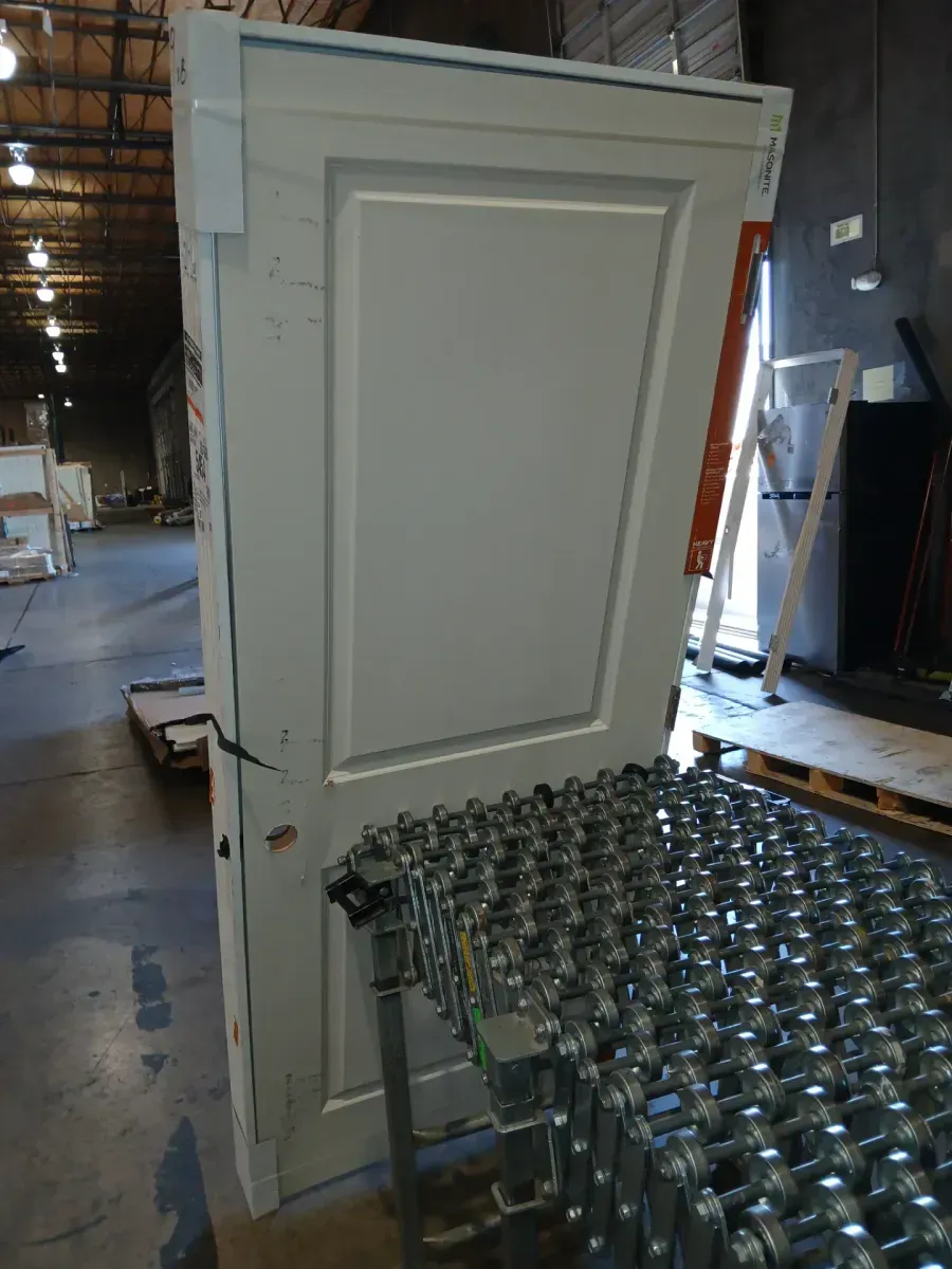 *** with frame *** 32 in. x 80 in. 2 Panel Squaretop Right Hand Solid Core White Primed Molded Single Prehung Interior Door w/Bronze Hinges - image 6