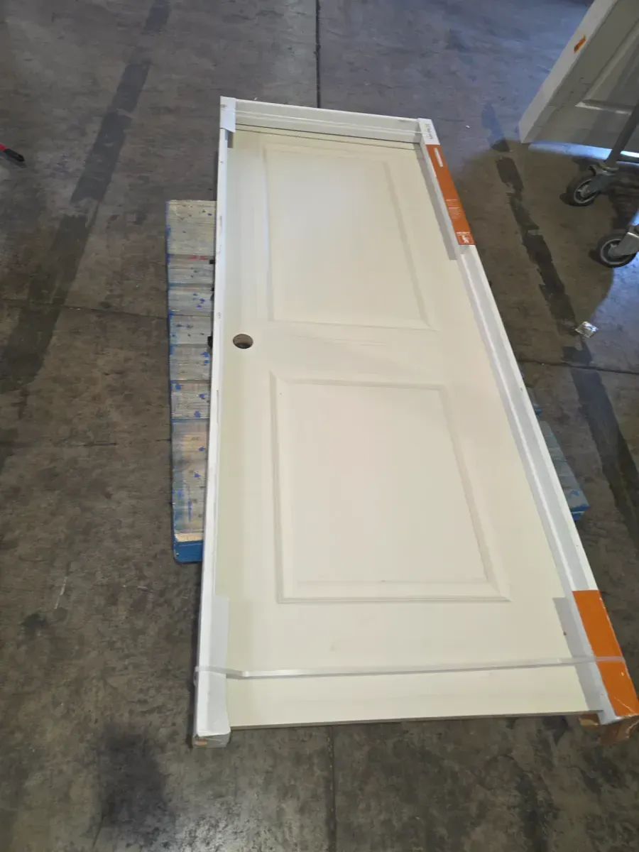 30 in. x 80 in. 2-Panel Logan Right-Hand Solid Core Ivory Keys Molded Composite Single Prehung Interior Door - image 4