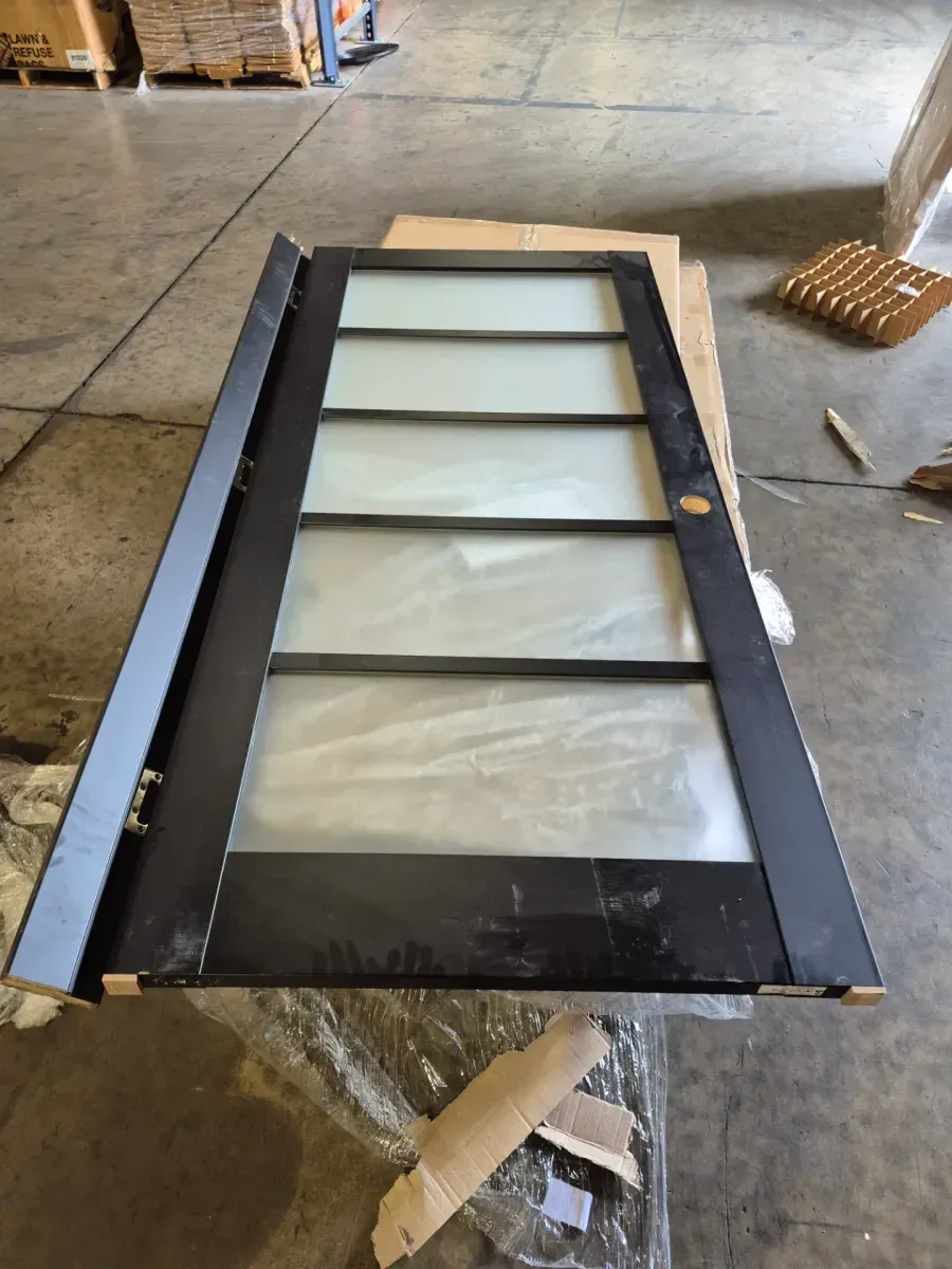 **broken frame**4002 36 in. x 80 in. Left-Hand/Inswing Solid Frosted Glass Black Matte Single Prehung Interior Door with Hardware - image 5