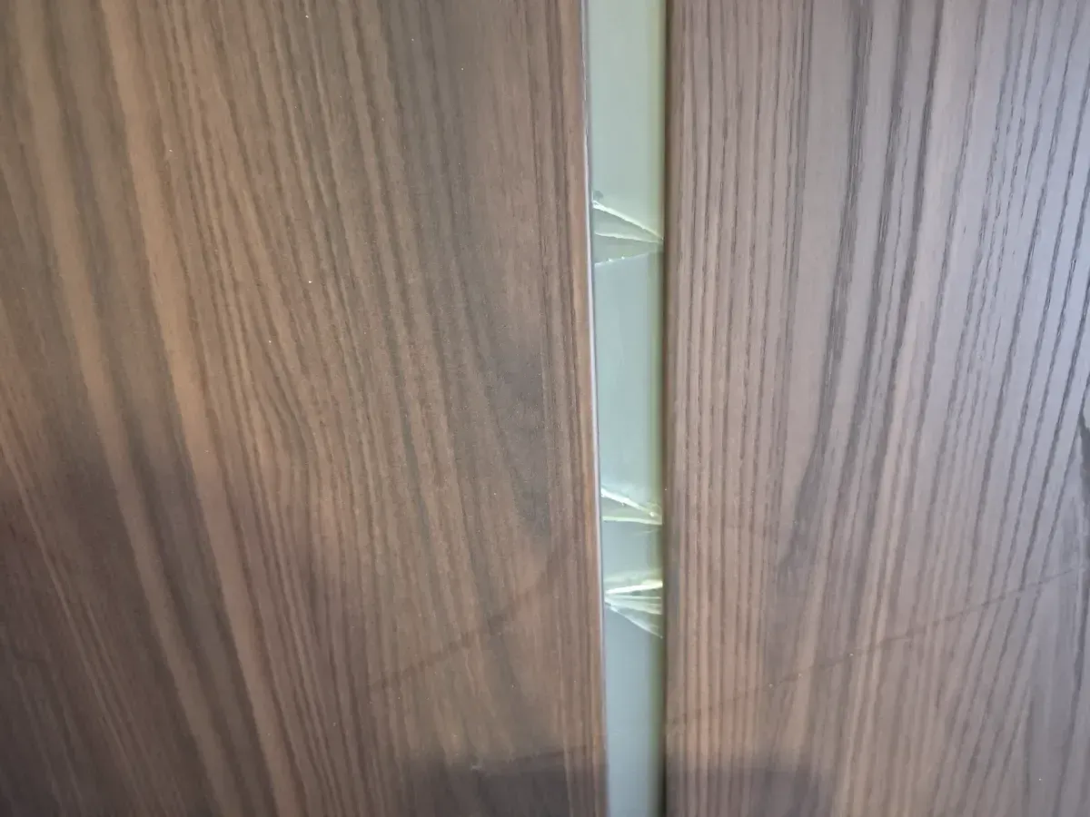**has broken frame and little cracks on the glass**4088 30 in. x 80 in. Left/Right Frosted Solid MDF White Finished Pine Wood Single Prehung Interior Door with Hardware - image 7