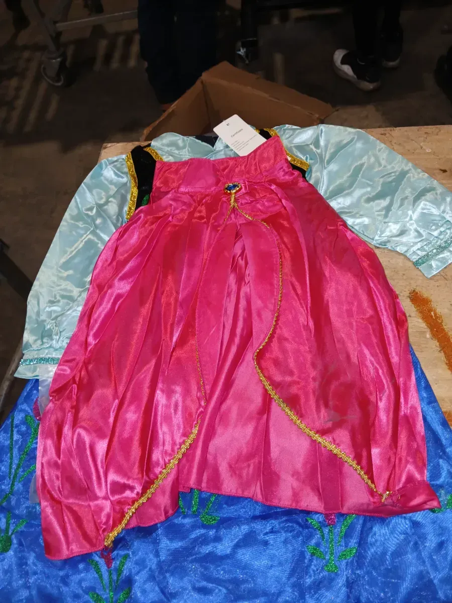 *** Age grade 3+ *** Disney Anna Costume for Kids – Frozen - image 4