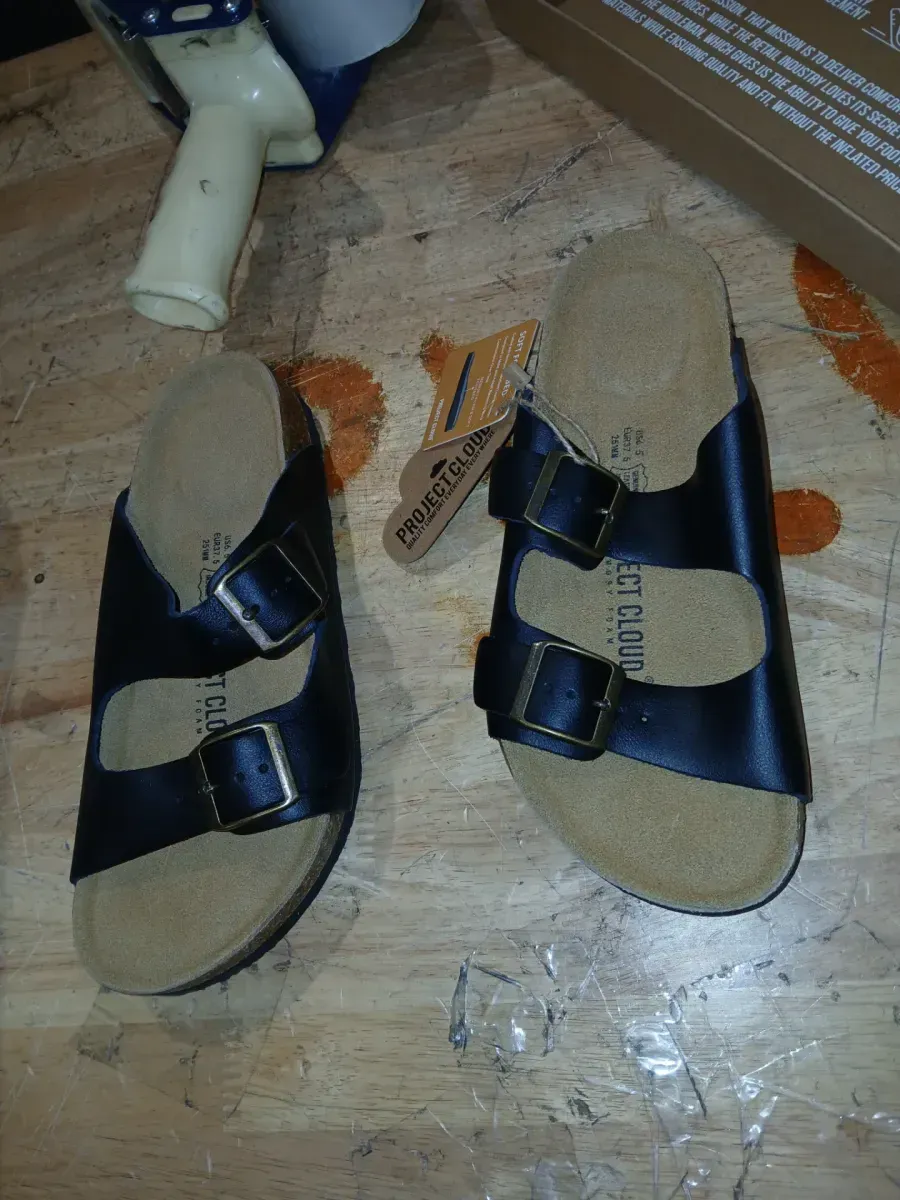 *** Size 6.5 *** Women Flat Sandals 100% Genuine Leather  Memory Foam  Anti-Slip - image 3