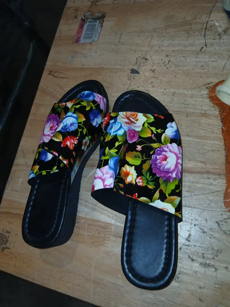 *** Size 9 *** Slippers Women's Floral Print Peep Toe Platform Slippers Summer Women Casual Strap Flats Outdoor Shoes Black Slippers Sandals - image 2