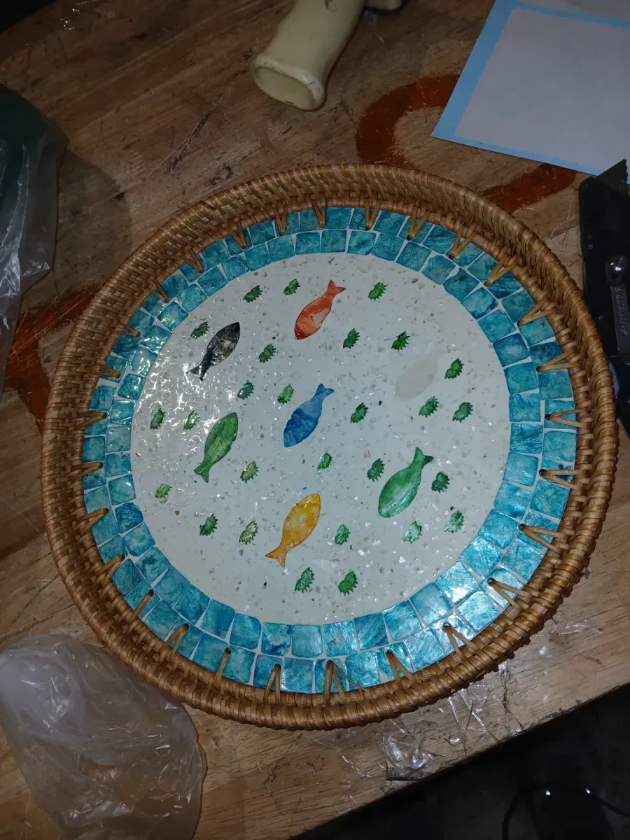 30cm Round Rattan Tray with Mother of Pearl Inlay for Home Decor Coffee Bread Fruit Food Storage Table Decoration - image 2