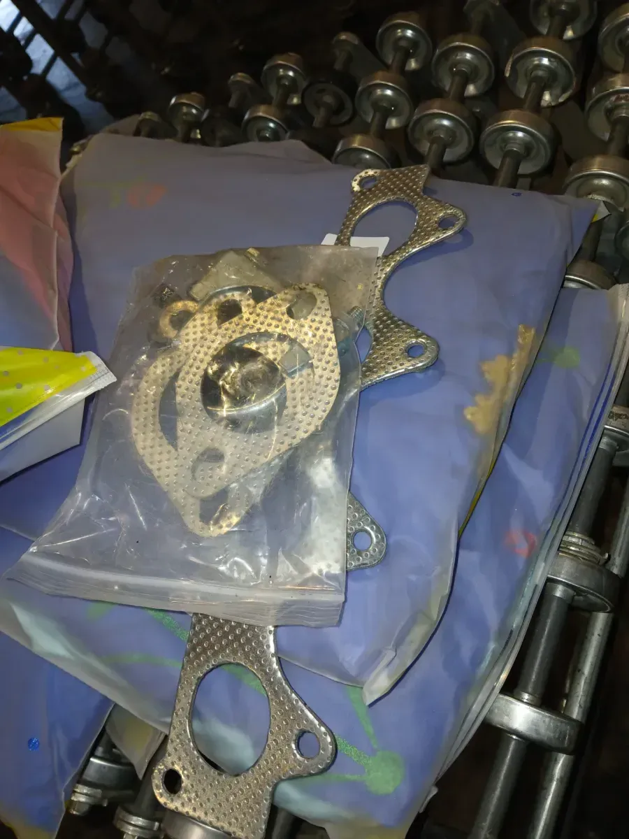 Catalytic Converter for 2012–2019 Kia Soul 1.6L, with Front and Rear Gaskets - image 4