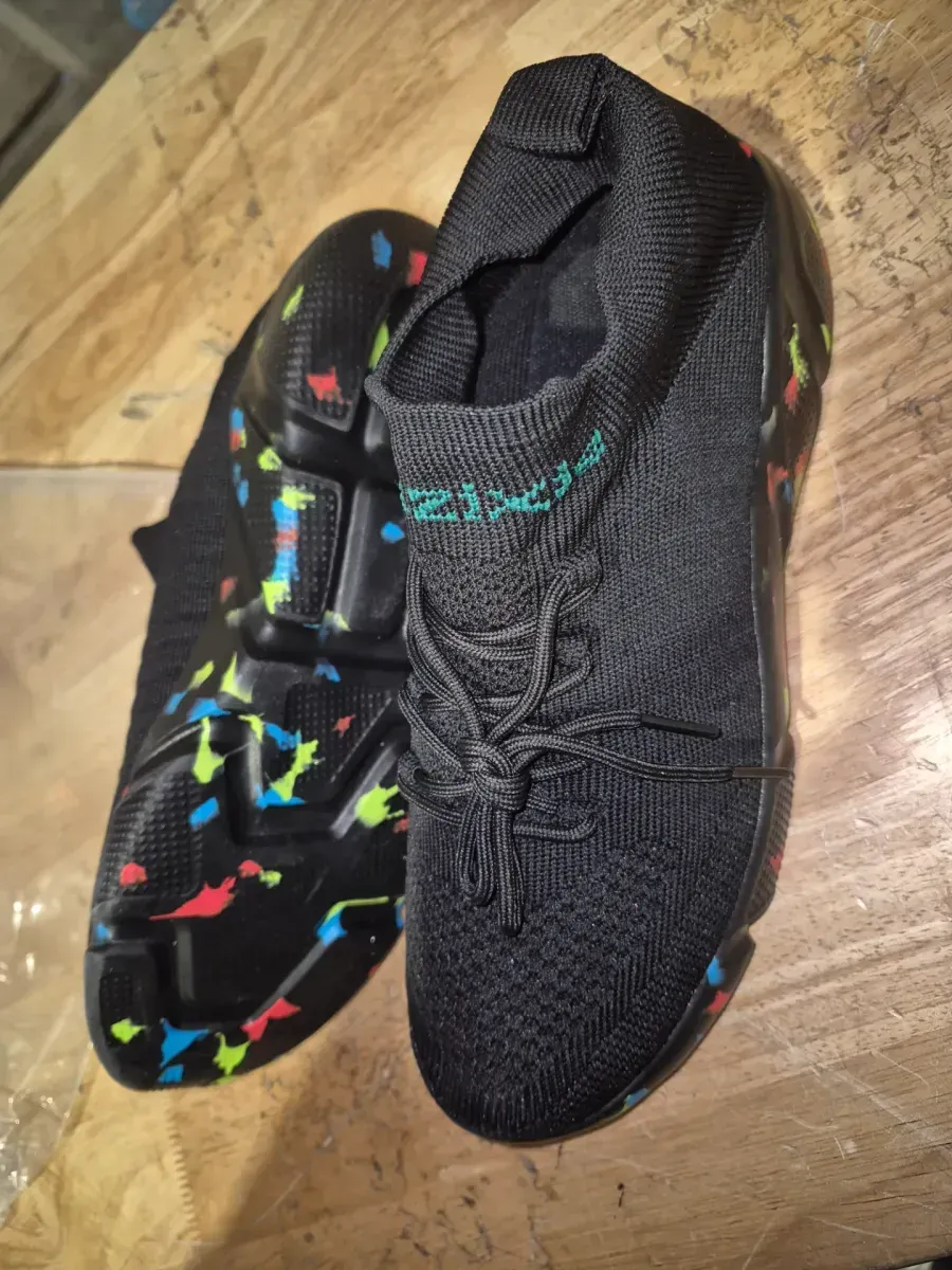Women's Graffiti Pattern Outdoor Casual Sneakers Black size EU43 USA11 - image 2