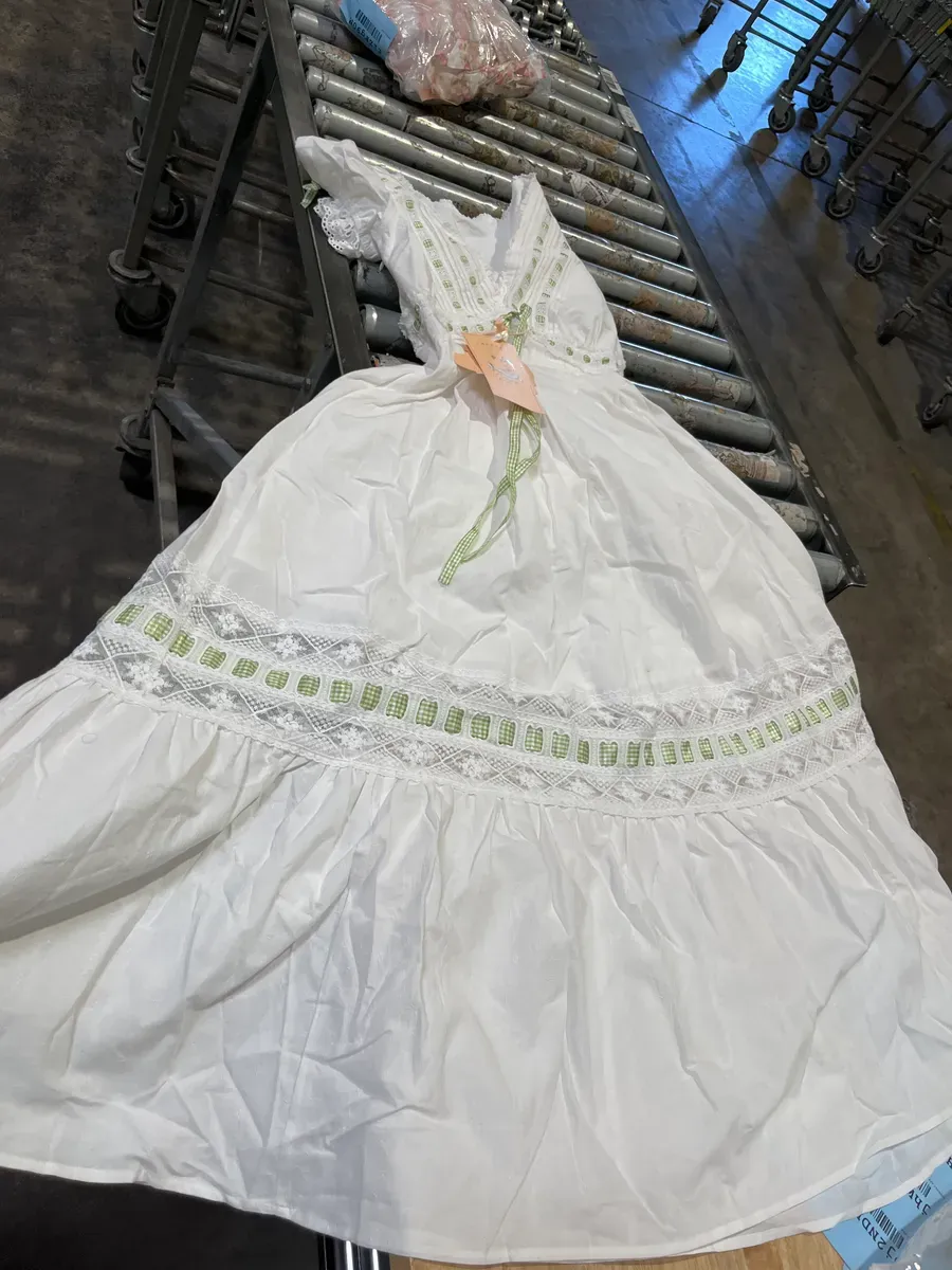 ***Size M***Vintage Christening Gown Baptismal Dress White Lace Embroidery Pink Ribbon 29" - image 1