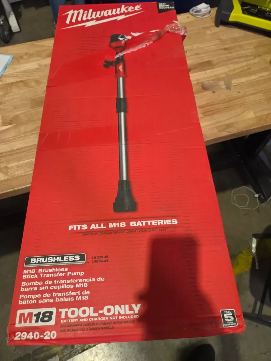 **non functional**M18 18-Volt Lithium-Ion Cordless Brushless Stick Transfer Pump with M18 REDLITHIUM FORGE 12. 0Ah Battery & Rapid Charger - image 2